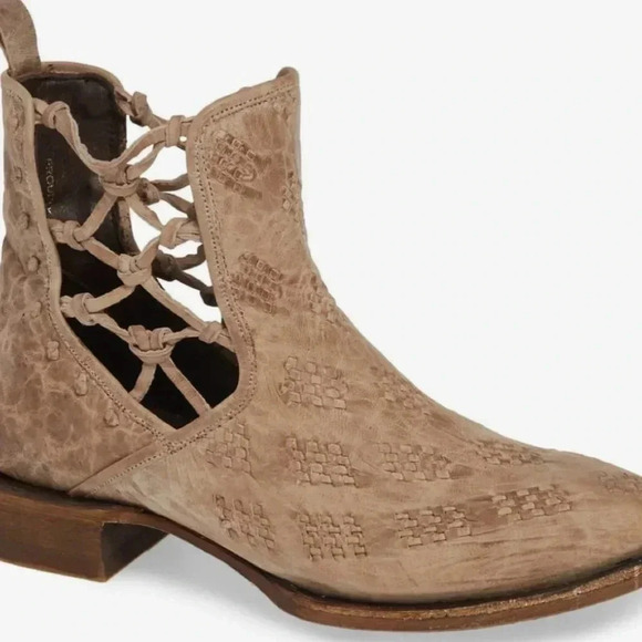 Patina Vie London Secrets Bootie NEW - Picture 2 of 7